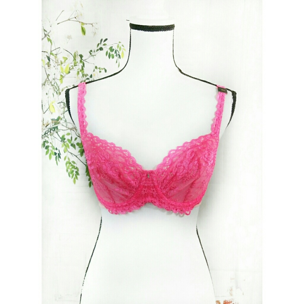New! VS Unlined Pink Bra 32E (DD) $20